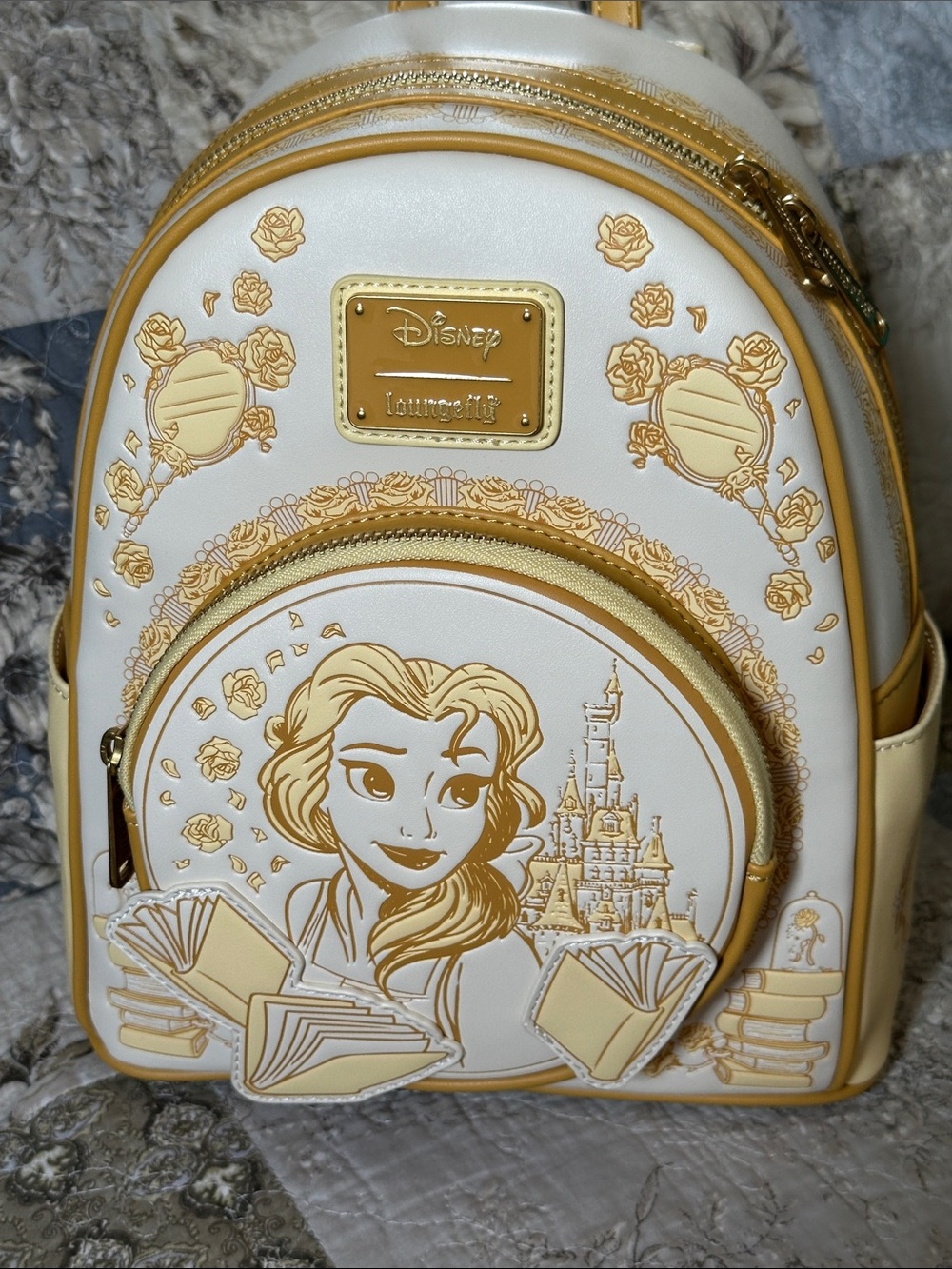 Stunning Loungefly featuring Belle - beautiful bag, new with tags